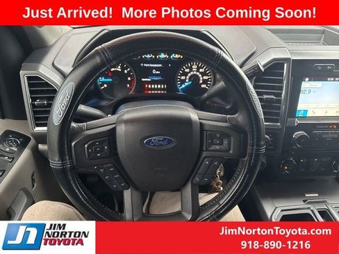 Used 2017 Ford F150 XLT w/ Equipment Group 302A Luxury AWD/4WD image 11
