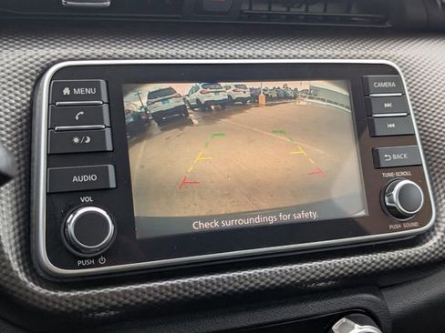 Used 2019 Nissan Kicks SV image 23