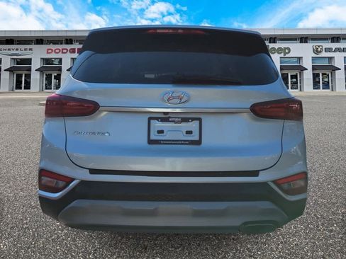 Used 2020 Hyundai Santa Fe SE image 7
