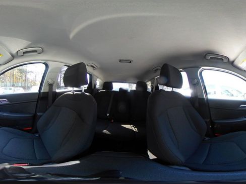 Used 2025 Kia Sportage LX image 42