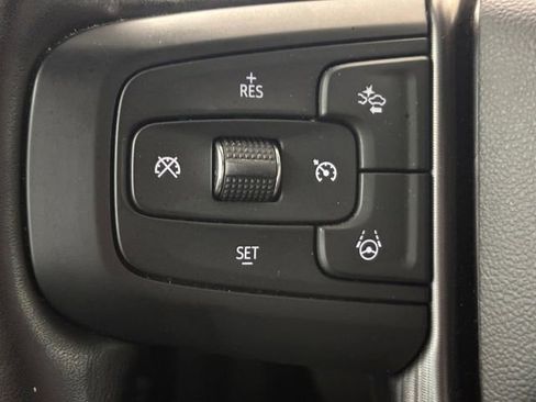 Used 2023 GMC Yukon Denali Ultimate AWD/4WD image 12