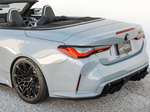 Used 2022 BMW M4 xDrive Competition w/ Executive Package AWD/4WD image 17
