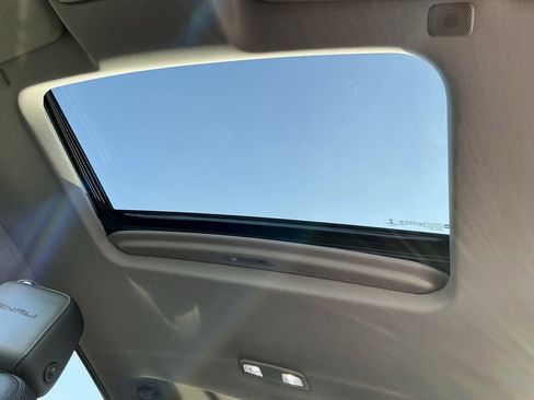 Used 2019 GMC Sierra 1500 Denali w/ Denali Ultimate Package image 40