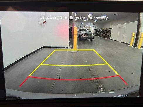 Used 2025 Hyundai Tucson SEL FWD image 22
