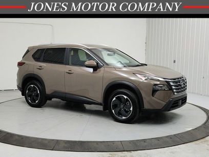 Used 2025 Nissan Rogue SV w/ SV Premium Package