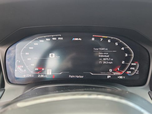 Used 2022 BMW M4 xDrive Competition w/ Executive Package AWD/4WD image 31