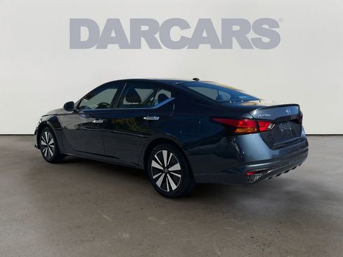 Used 2022 Nissan Altima 2.5 SV image 4