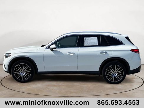 Used 2025 Mercedes-Benz GLC 300 4MATIC image 6