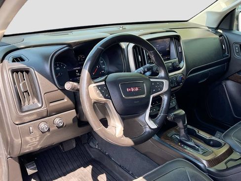 Used 2019 GMC Canyon Denali AWD/4WD image 9