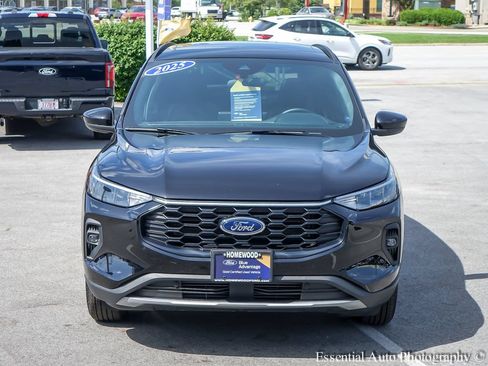 Used 2025 Ford Escape ST-Line Select w/ Tech Pack #1 AWD/4WD image 2