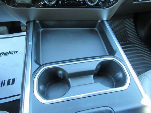 Used 2024 Chevrolet Silverado 2500 LTZ w/ LTZ Plus Package image 20