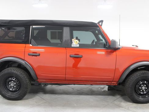 Used 2023 Ford Bronco 4-Door AWD/4WD image 14
