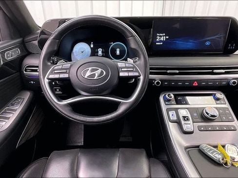 Used 2023 Hyundai Palisade Calligraphy w/ Winter Package AWD/4WD image 5