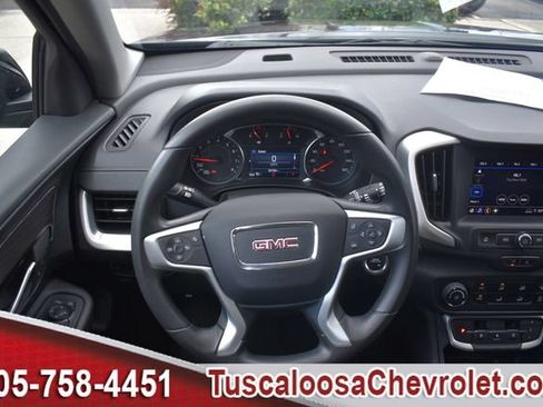 Used 2024 GMC Terrain SLE AWD/4WD image 24