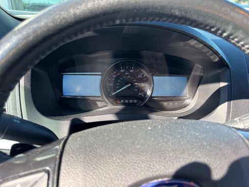 Used 2017 Ford Explorer XLT w/ Equipment Group 202A image 11