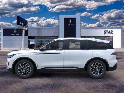 New 2026 Lincoln Nautilus Premier AWD/4WD image 3