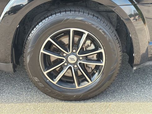 Used 2018 Dodge Journey SE w/ Blacktop Package FWD image 25