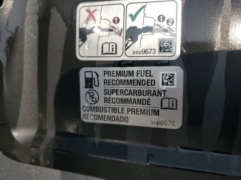 Used 2024 Cadillac XT4 Premium Luxury image 15