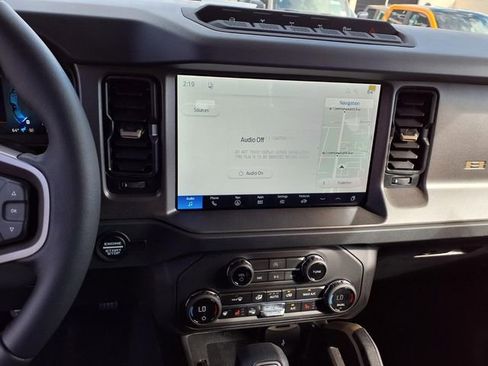 New 2026 Ford Bronco Badlands w/ Sasquatch Package image 13