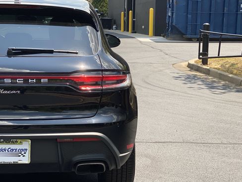Used 2023 Porsche Macan AWD/4WD image 23