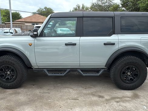 Used 2022 Ford Bronco Badlands AWD/4WD image 4
