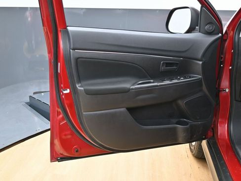 Used 2015 Mitsubishi Outlander Sport ES image 34