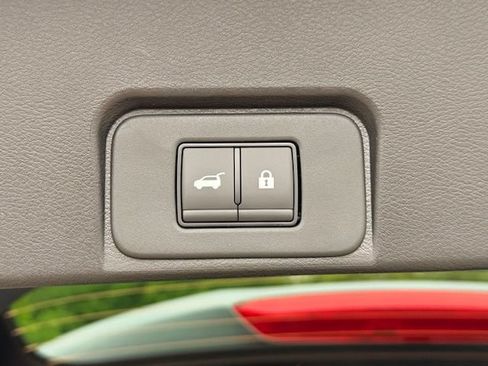 Used 2026 Nissan Rogue SV AWD/4WD image 35