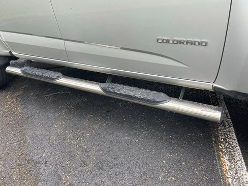 Certified 2018 Chevrolet Colorado LT image 10