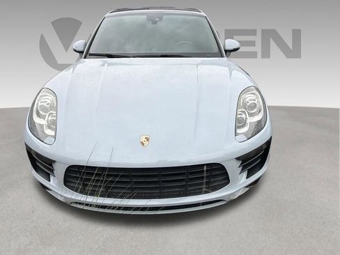Used 2018 Porsche Macan AWD/4WD image 33