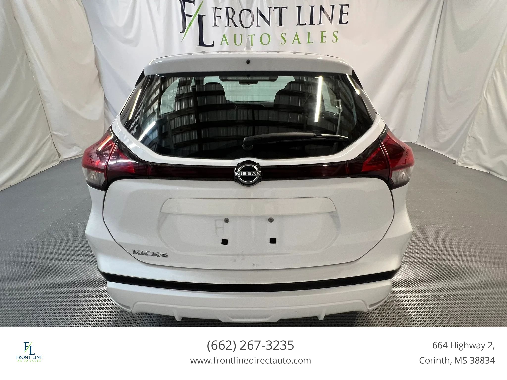 Used 2023 Nissan Kicks S FWD image 6