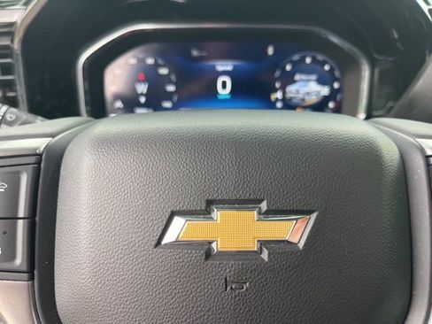 Used 2025 Chevrolet Silverado 1500 LT w/ Z71 Off-Road Package AWD/4WD image 34