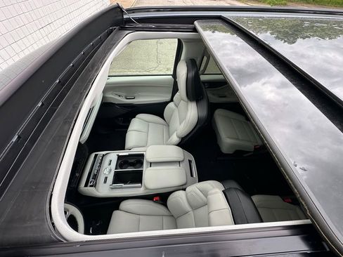 New 2026 Lincoln Navigator L Reserve AWD/4WD image 7