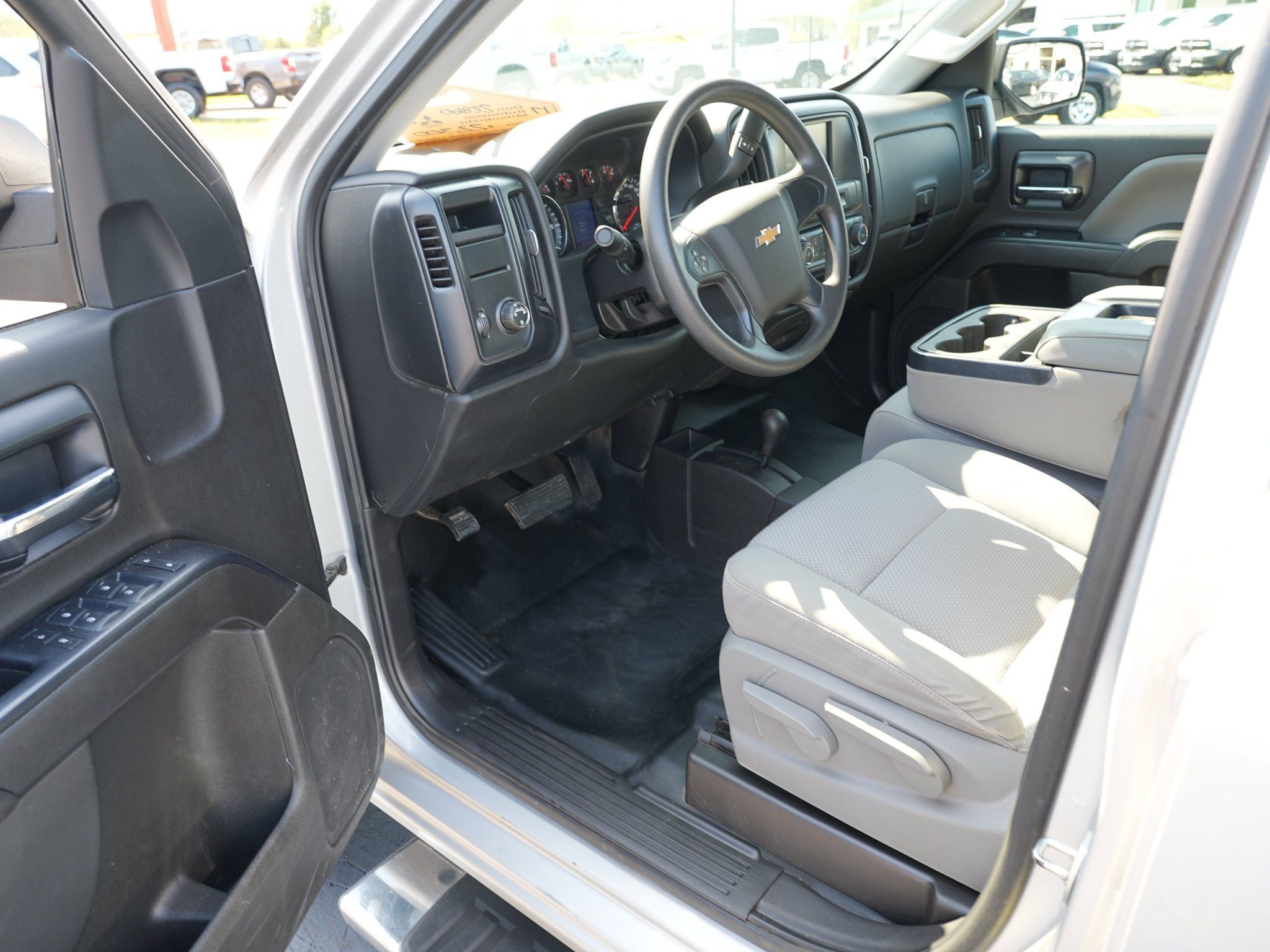Used 2017 Chevrolet Silverado 1500 W/T w/ Trailering Package AWD/4WD image 14