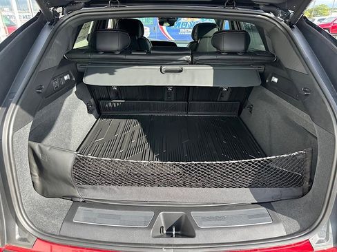 New 2026 Cadillac Lyriq V image 6