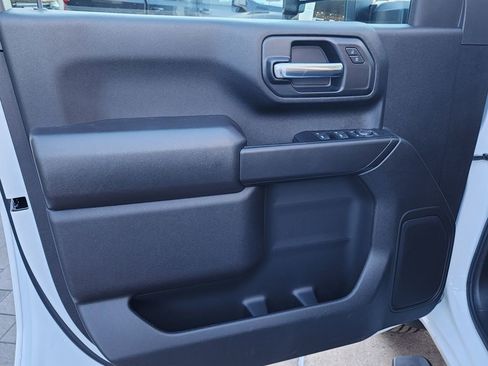 New 2026 GMC Sierra 2500 Pro w/ Convenience Package image 15