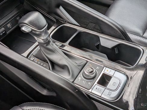 Used 2025 Kia Telluride S AWD/4WD image 26