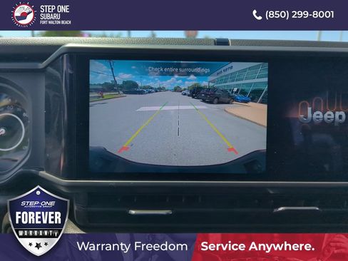 Used 2025 Jeep Gladiator Sport AWD/4WD image 26