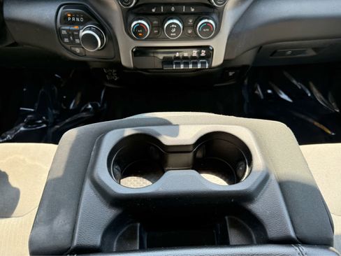 Used 2020 RAM 1500 Big Horn AWD/4WD image 24