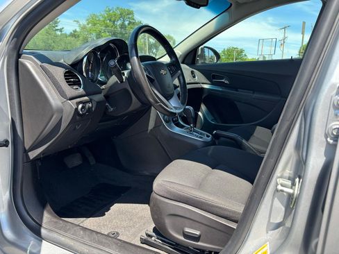 Used 2014 Chevrolet Cruze LT w/ All-Star Edition FWD image 16