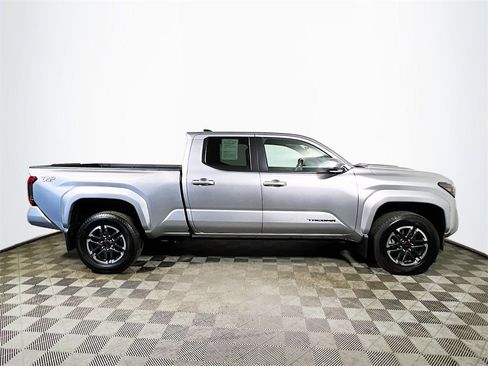 Certified 2025 Toyota Tacoma TRD Sport image 9