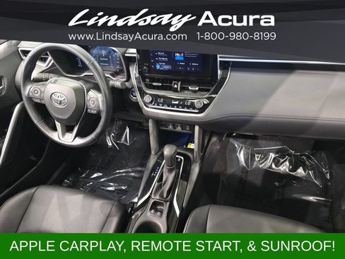 Used 2023 Toyota Corolla Cross XLE w/ Convenience Package AWD/4WD image 12