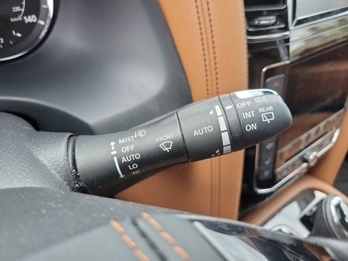 Used 2021 INFINITI QX80 Sensory w/ All-Season Package image 17