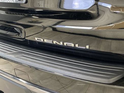 Used 2023 GMC Yukon XL Denali Ultimate AWD/4WD image 36