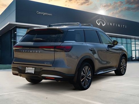 Certified 2026 INFINITI QX60 Luxe w/ Cargo Package FWD image 5