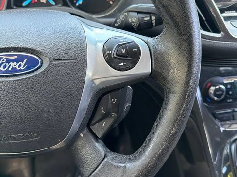 Used 2014 Ford Escape Titanium w/ Equipment Group 401A FWD image 16