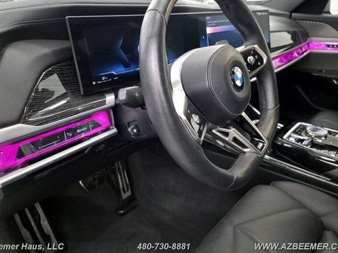 Used 2023 BMW 740i RWD image 17
