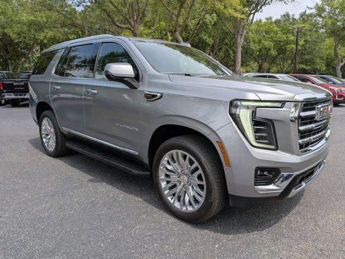 New 2026 GMC Yukon Elevation RWD image 2