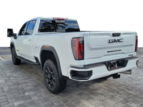 New 2026 GMC Sierra 2500 AT4 w/ AT4 Premium Plus Package image 4