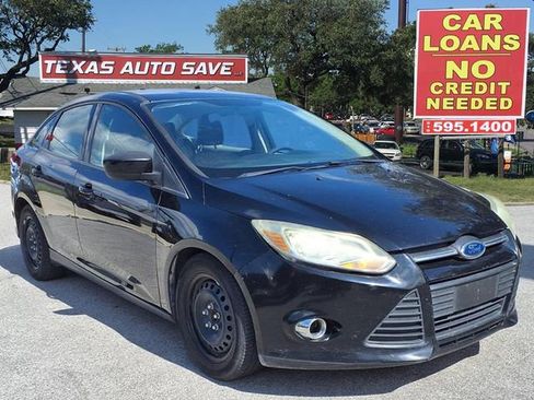 Used 2012 Ford Focus SE FWD image 1