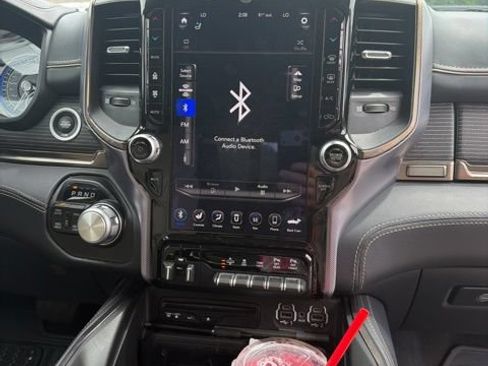 Used 2019 RAM 1500 Limited AWD/4WD image 6